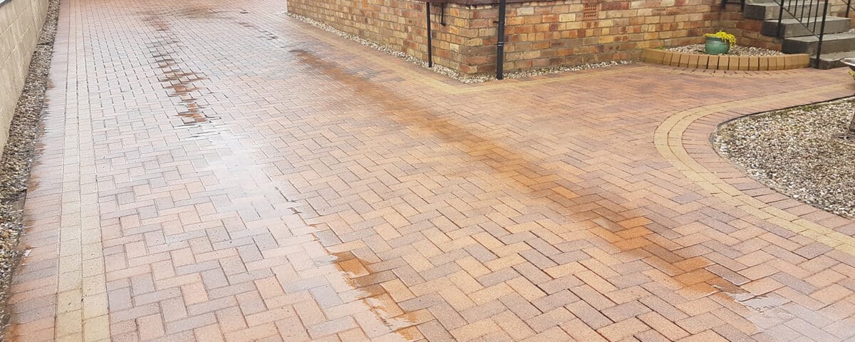 Why Use a Driveway Cleaner in Dunfermline