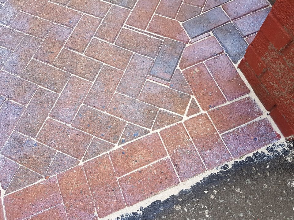 Driveway Cleaning And Sealing in Dunfermline